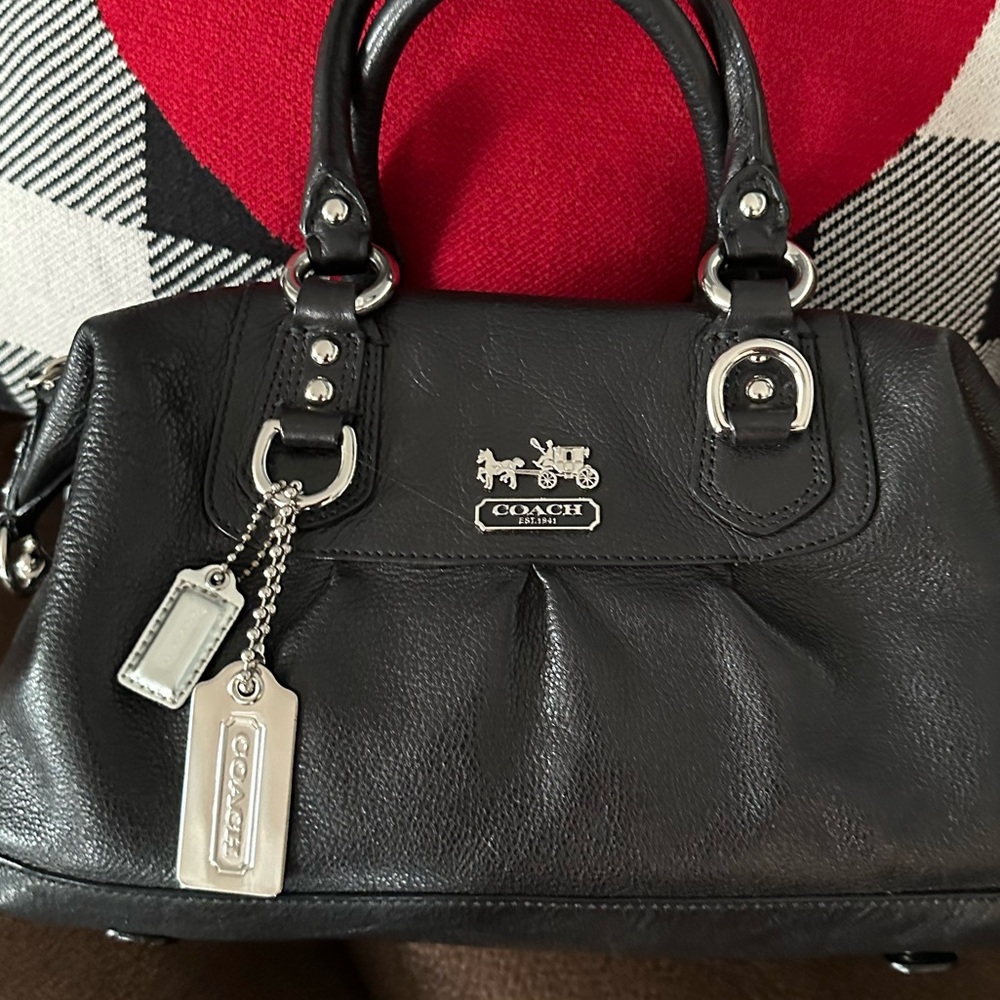 Coach Madison Sabrina Satchel - Picture 4 of 12